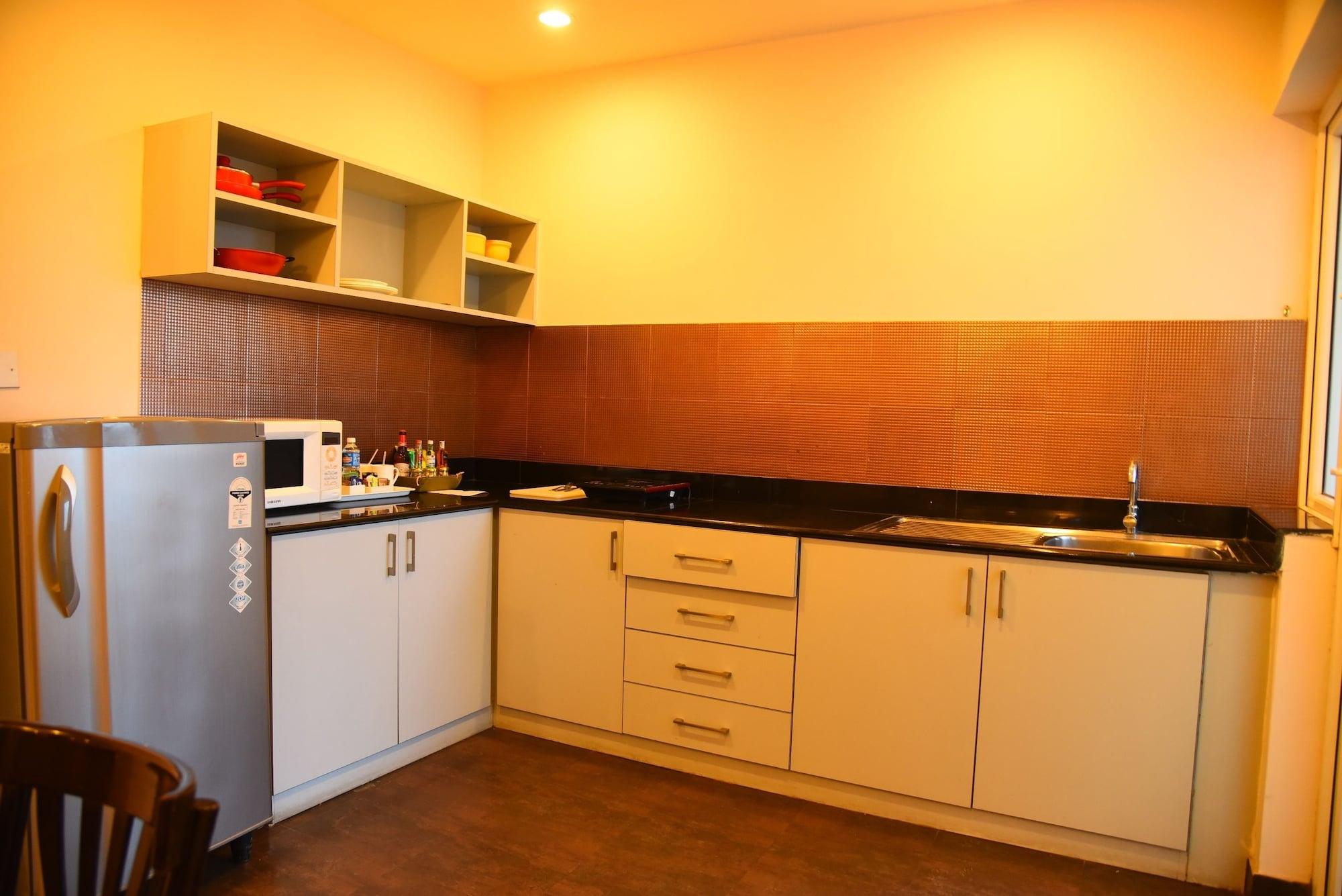 Royal Orchid Suites Whitefield Бангалор Екстериор снимка