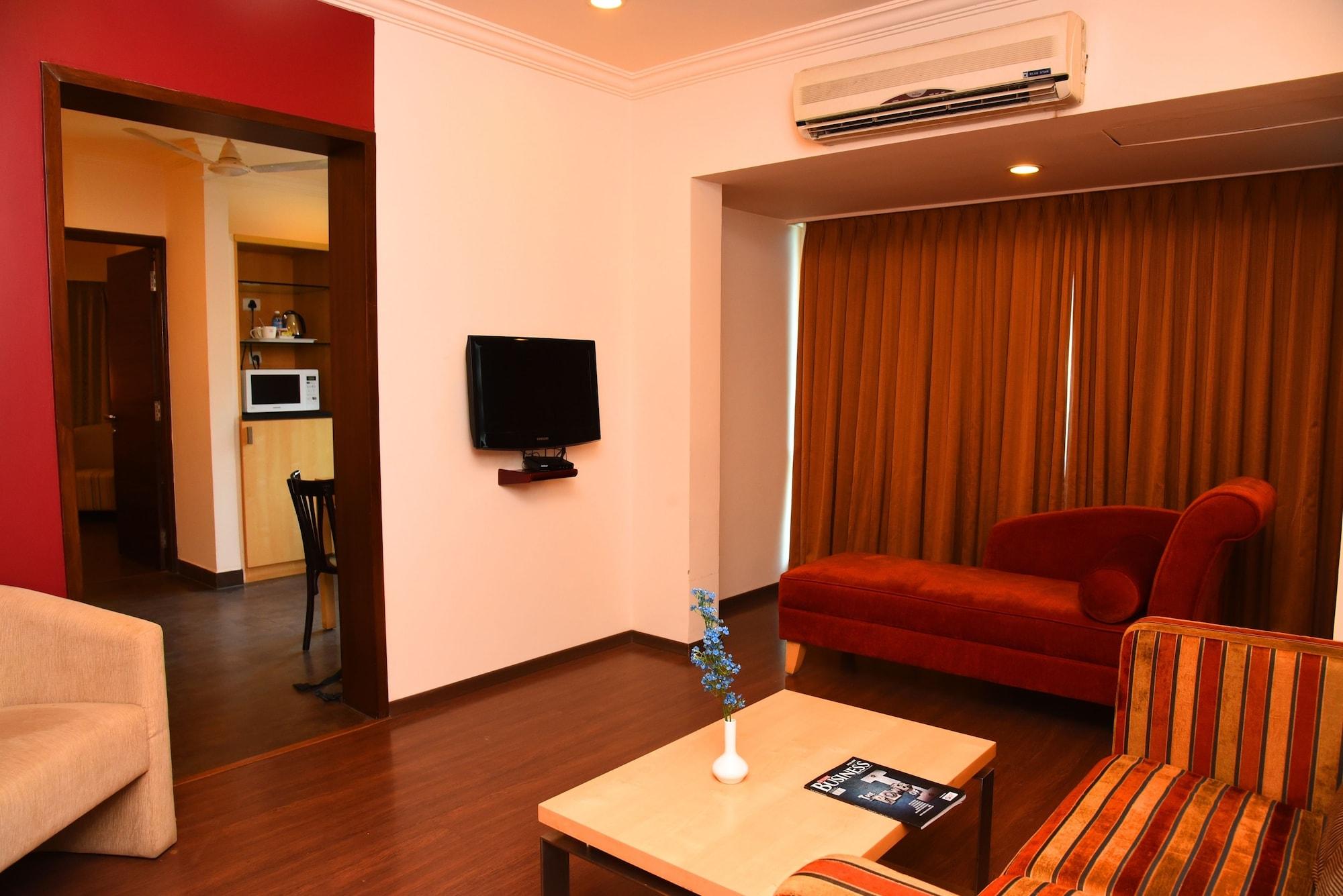 Royal Orchid Suites Whitefield Бангалор Екстериор снимка