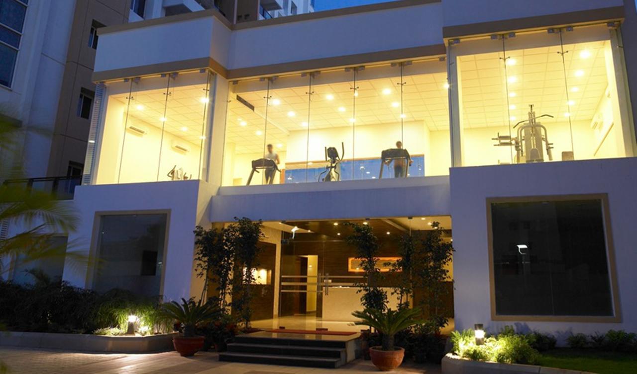Royal Orchid Suites Whitefield Бангалор Екстериор снимка