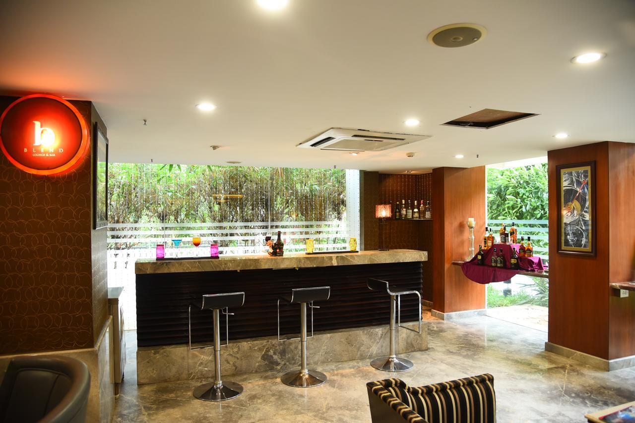 Royal Orchid Suites Whitefield Бангалор Екстериор снимка